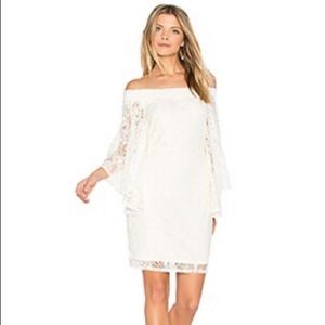 NWT BB Dakota Off the Shoulder Lace Dress. Size S